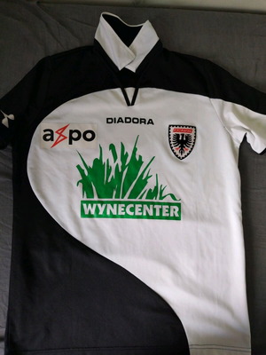 Fc Aarau football jersey Germany medium size in very good condition