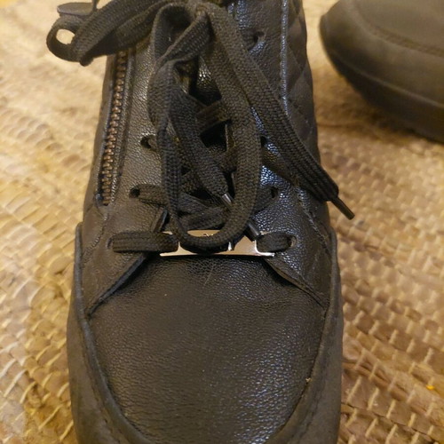 Xti women's sneakers quilted with zipper and metal details, like new