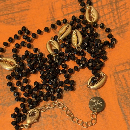 Branded vintage necklace like new