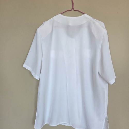 Shirt with shoulder pads like new, white, one size