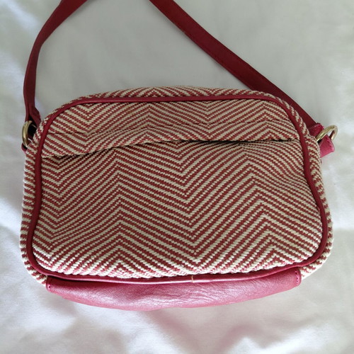 Stradivarius crossbody bag like new, red and ecru cotton