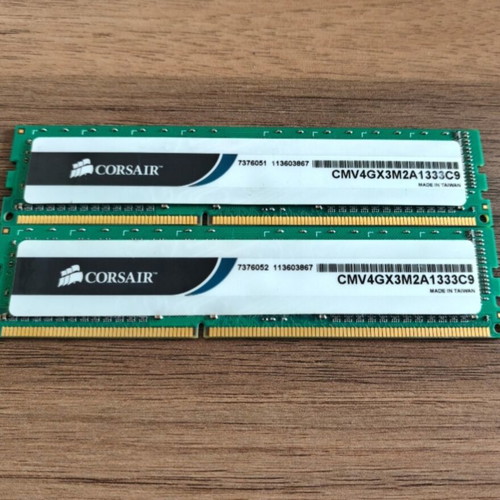 Corsair DDR3 4GB (2x2GB) 1333MHz dual kit used