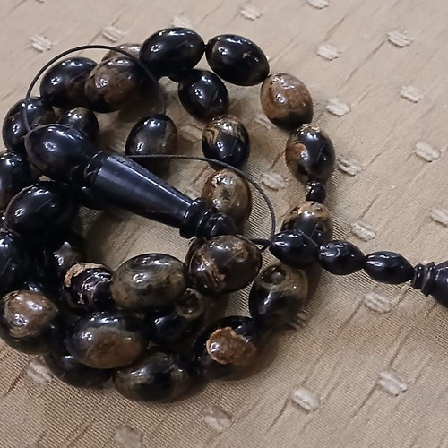 Worry beads black coral used, 33 beads, high-strength cord