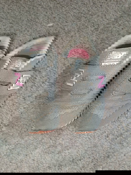 Αθλητικά new balance ν.23,5