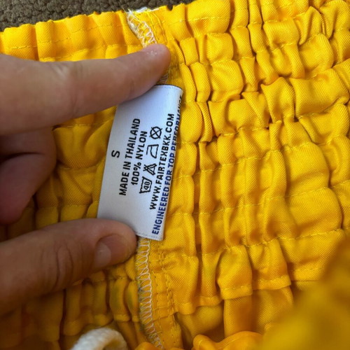 Muay Thai shorts Fairtex like new, size S, colorful yellow