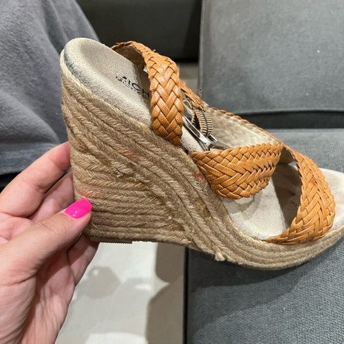 Michael Kors platform shoes used size 40 tan leather