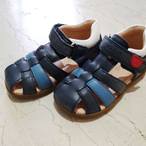 Geox B Sandal Macchia kids sandals size 23 like new, blue leather