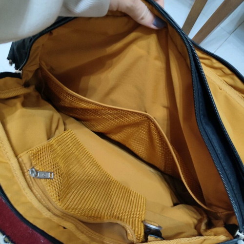 Τσάντα Samsonite μεταχειρισμένη, μαύρη, διαστάσεις 35×45 εκ.