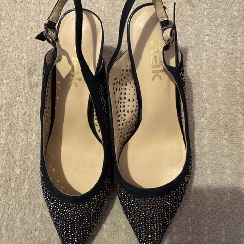 Nak black pumps size 39 like new, narrow fit