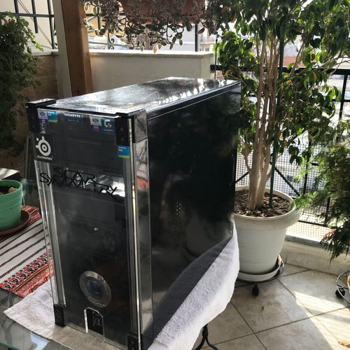 Apevia tower case