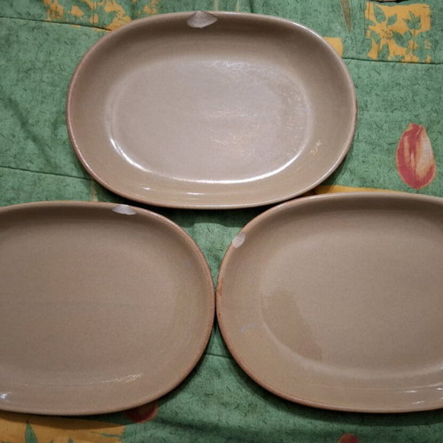 Porcelain plates used, pack of 3, dark beige