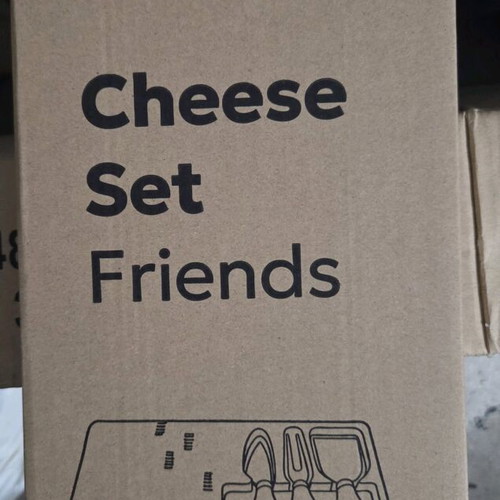 Cheese cutting set new with cutting board and knives