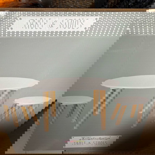 Jabadabado Ξύλινο τραπεζάκι με δύο σκαμπό μεταχειρισμένο