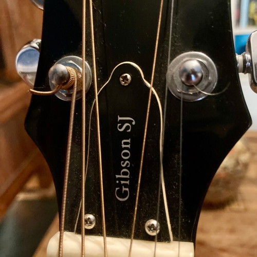 Epiphone SJ-15 Super Jumbo acoustic guitar like new