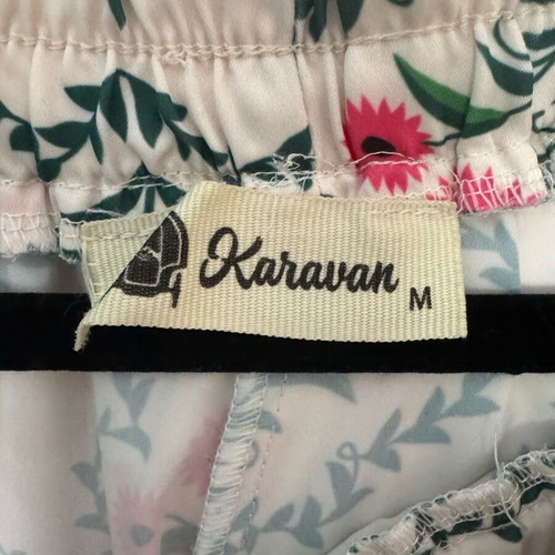 Karavan pants like new, size M, beige multicolor
