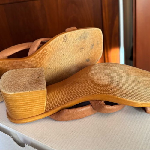 Marila Footwear leather sandals beige like new, size 39