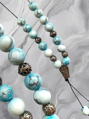 Χειροποίητο κομπολόι Dyed Howlite ημιπολύτιμος λίθος σαν καινούργιο