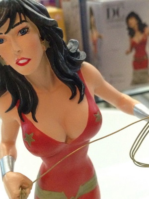 Donna Troy Wonder Girl φιγούρα καινούργια, Women of DC Universe bust