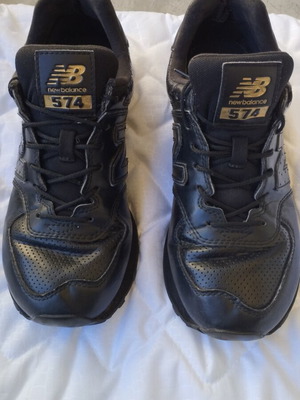 New Balance 574 sneakers size 39 like new, black with gold details