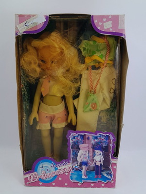 Annie Princess doll new