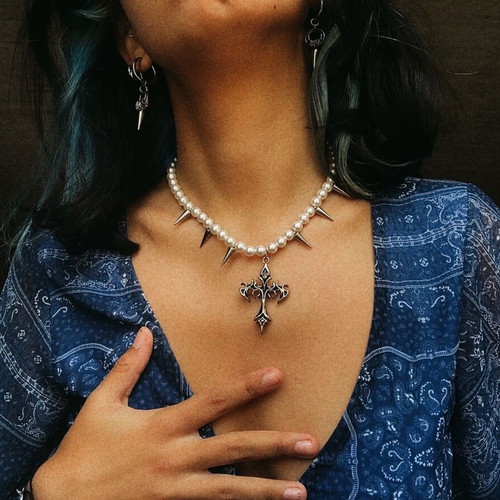 Punk Rock Gothic Alternative Coquette Grunge Necklace new, white and silver
