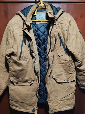 Rebase thick jacket brown size L like new