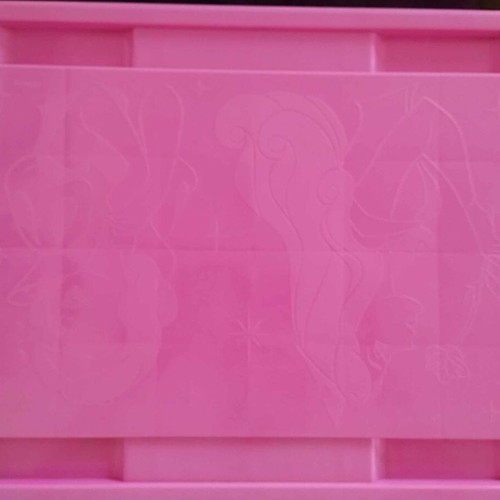 Children's storage box like new with wheels pink