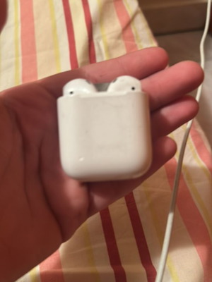 AirPods used, missing cap, not working properly