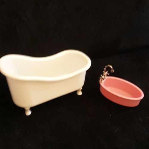 Vintage bathtubs like new, pack of 2 for bathroom decoration