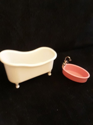 Vintage bathtubs like new, pack of 2 for bathroom decoration