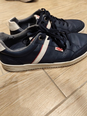 Lee Cooper men's navy blue leather sneakers used size 45 flats