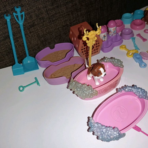 Barbie Pet Shelter Set used, dog accessories