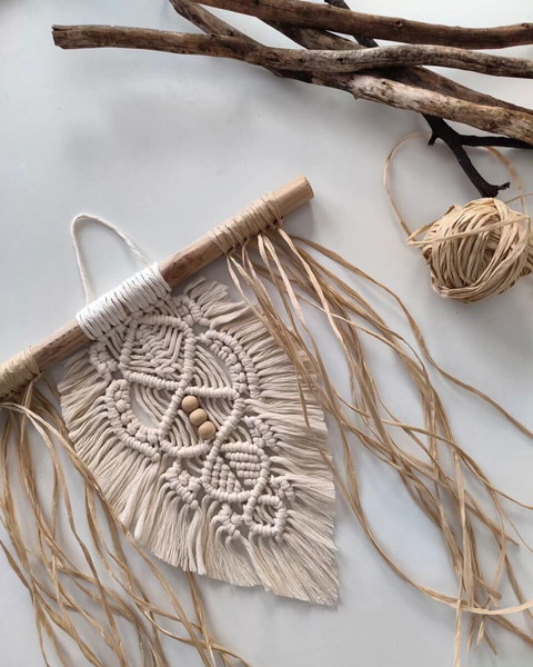 boho διακοσμητικό τοίχου με raffia χειροποίητο
