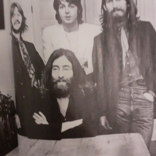 Beatles book like new, the greatest rock band of all time