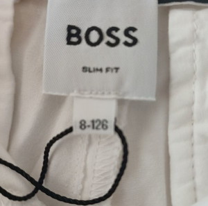 βερμούδα σορτ για αγόρια Boss καινούριο με ετικέτα