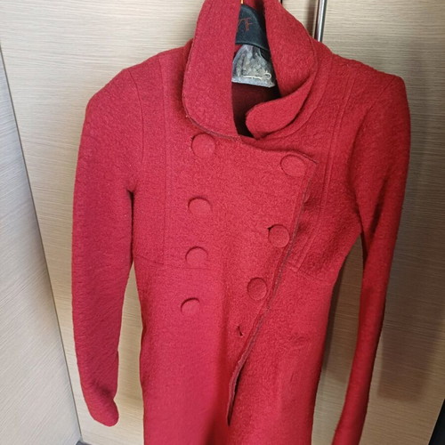 Ysatsis Red Vintage Wool Coat Medium Used, Fitted Style