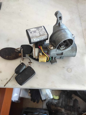 Κλειδαριά μίζας με κλειδί για Mitsubishi Pajero Pinin '99-'07 μεταχειρισμένη