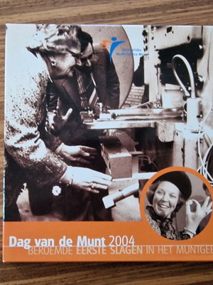 The Netherlands Official Euro Coin Set Dag Van de Munt 2004 new