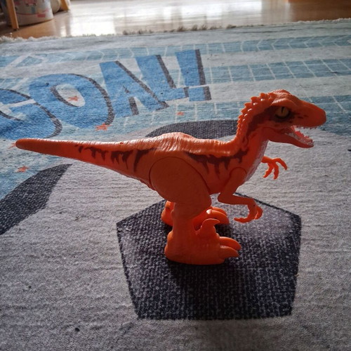 Zuru Robo Alive Raptor dinosaur figure used, functional, 27 cm