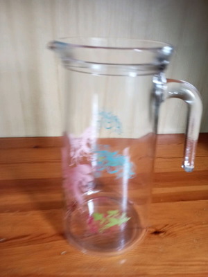Glass pitcher 1 liter like new for juice or water