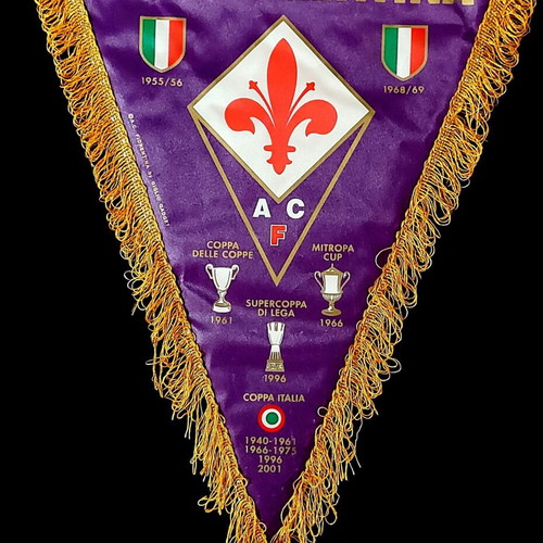 Fiorentina old official captain's pennant like new
