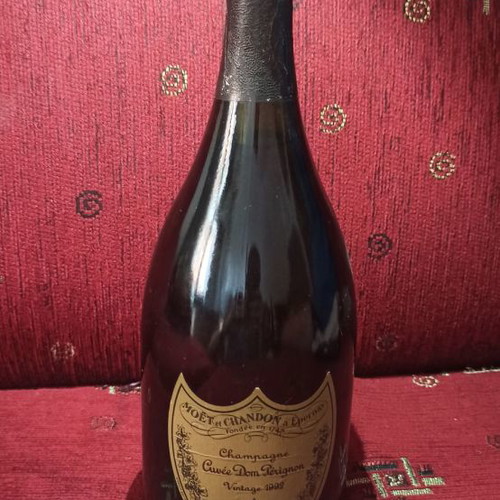 Champagne Cuvée Dom Perignon Vintage 1992 new, sealed bottle