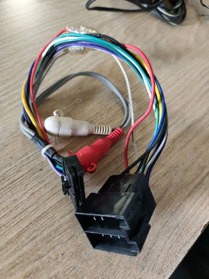 CD player connector used for car