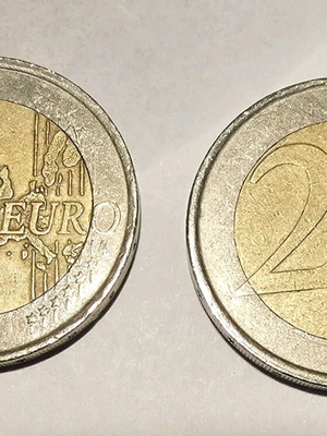 Coins used, 2 pieces with mint error