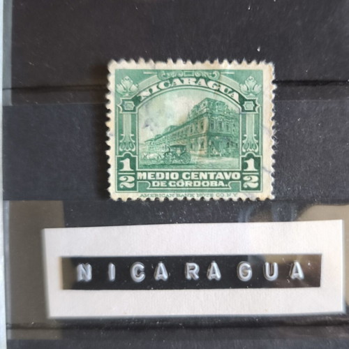 Nicaragua 1937 Medio Centavo de Cordoba Stamp like new