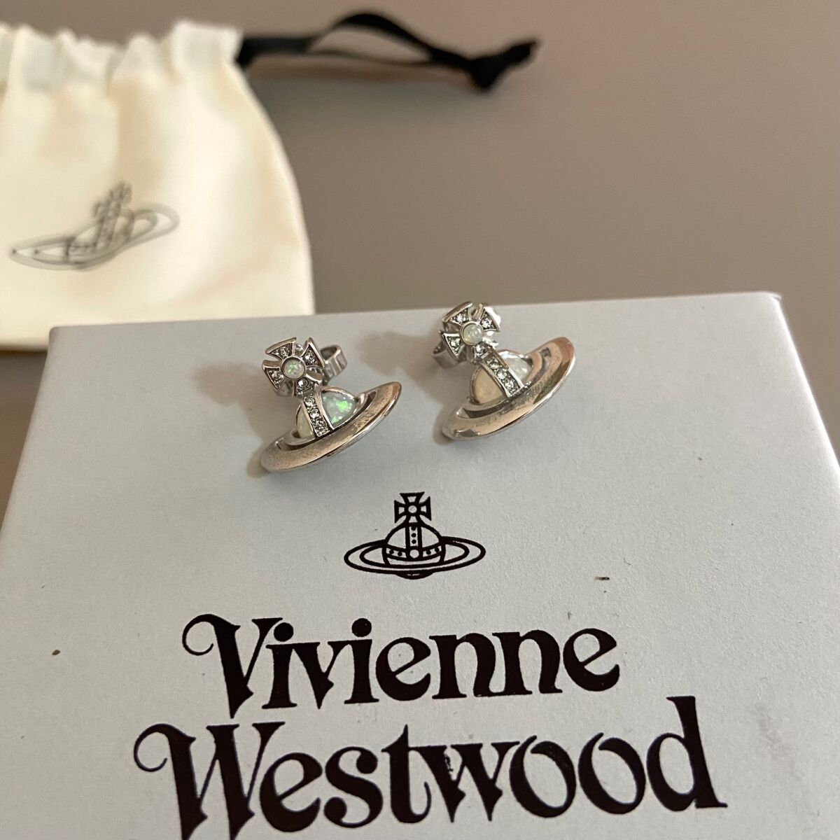 Vivienne Westwood Franca earrings new,… - € 68,00 - Vendora.cy