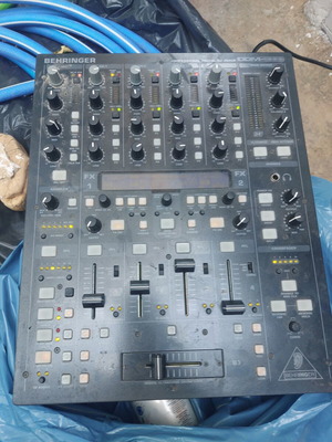 Behringer DDM4000 μίκτης μεταχειρισμένος, λειτουργικός