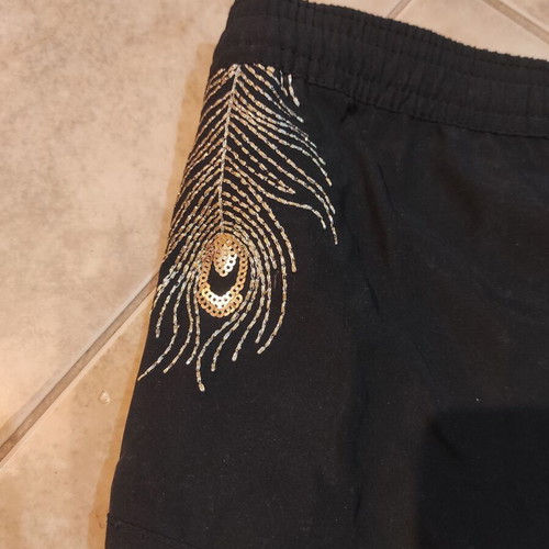Billabong vintage shorts new with gold embroidered threads and sequins, size S