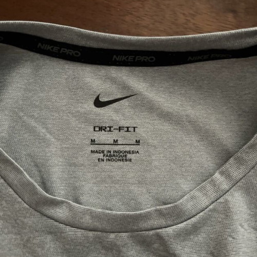 Nike Pro T-shirt like new, black and grey, size M
