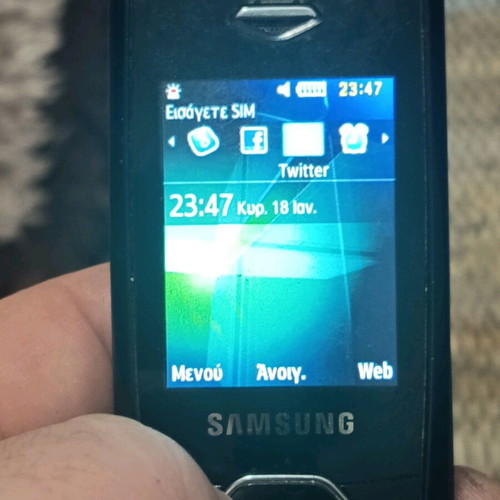 Samsung gt-s3550 cell phone used, black, with good battery